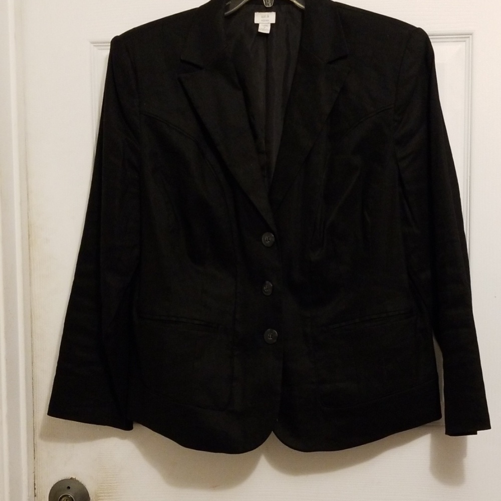 Classic Black linen blazer fully lined
